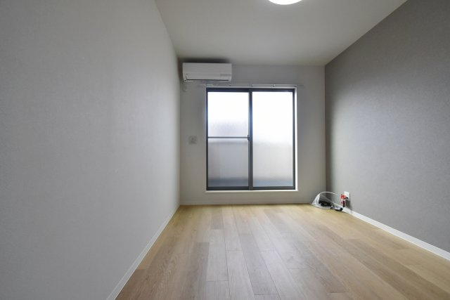 Luna甲子園の居間・リビング