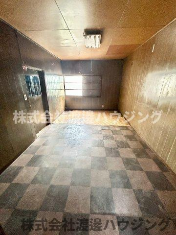 Land鶴橋の内装