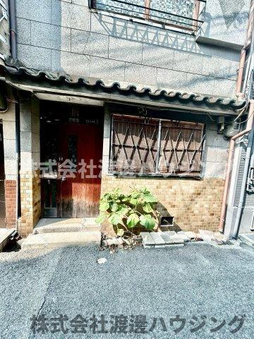 Land鶴橋のエントランス