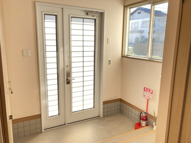 エルメゾン菅野のエントランス