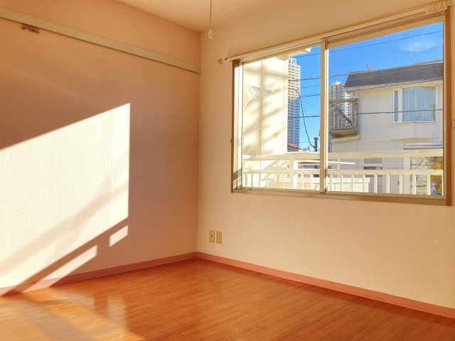 エルメゾン菅野の居間・リビング