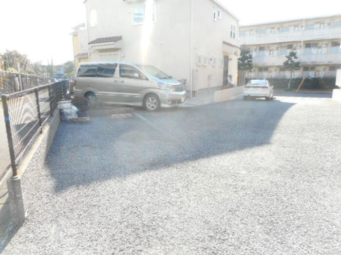 カサグランデ・Kの駐車場