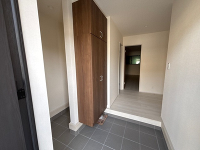 【玄関】 | リーブルガーデン伊丹市西野７期 | 玄関