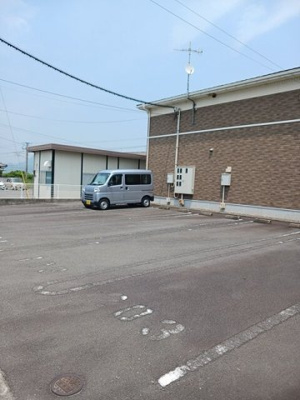 【駐車場】 | ウエスト・ブリーズ