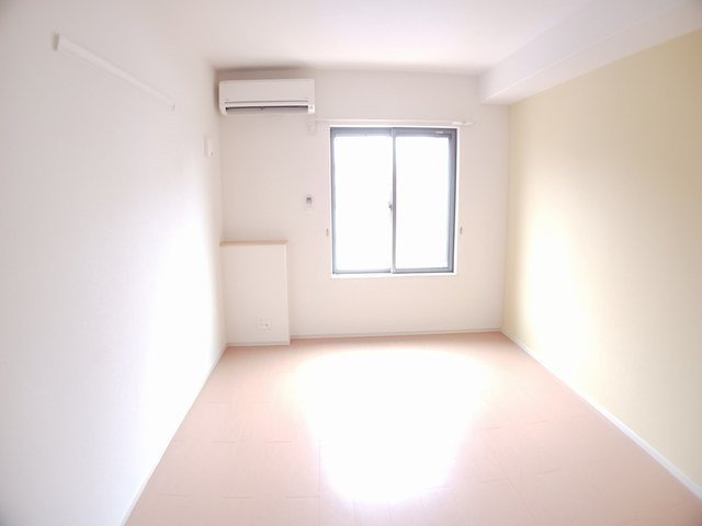 スプリング　コートⅡの内装