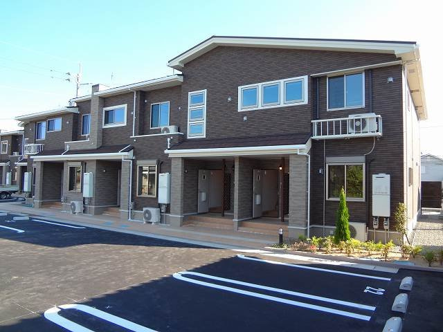 スプリング　コートⅡの外観