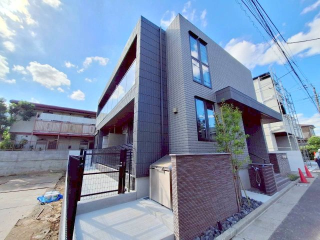 Ｎ　ｍａｉｓｏｎ　エヌメゾンのエントランス|★ＺＥＨ－Ｍ対応ヘーベルメゾン／ペット共生型★