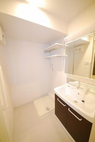 シャンゼリゼの洗面所