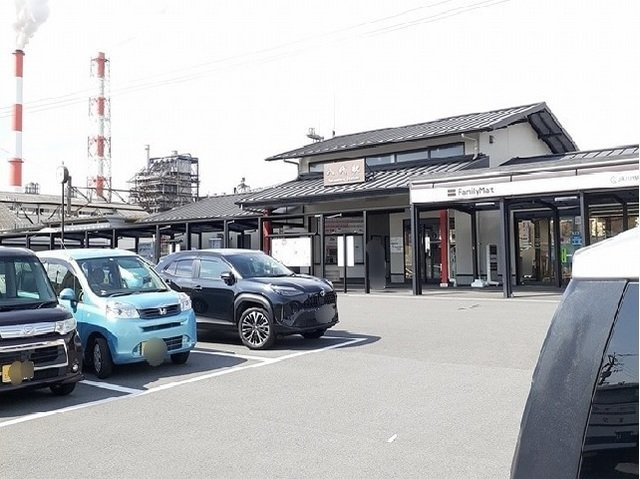 シャンゼリゼの周辺|八代駅まで2850m