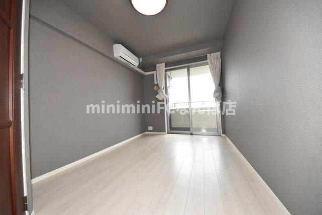 カスタリア上町台の寝室