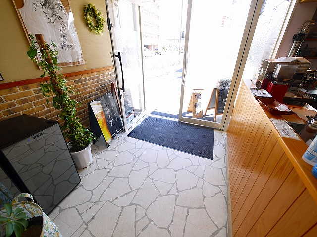 大森西町貸店舗の内装