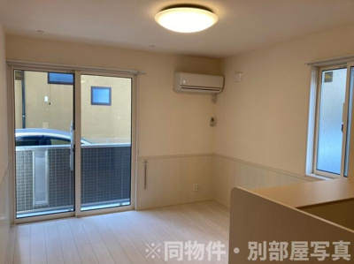 【居間・リビング】 | ウエストサイドレジデンス