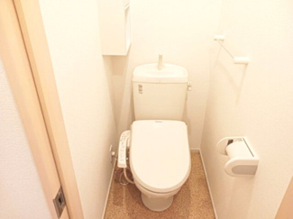 【トイレ】 | サンフラワー | ゆったりとした空間のトイレです