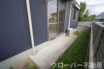 【庭】 | フルーツランド B棟