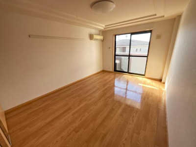 【洋室】 | シャンテール弐番館 | 室内