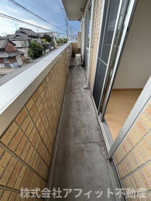 【バルコニー】 | メゾンソレイユ A棟 | 南西向き