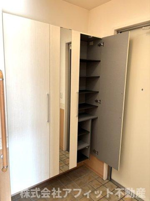 【玄関】 | メゾンソレイユ A棟 | シューズボックス