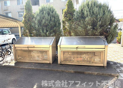 【その他共用部分】 | メゾンソレイユ A棟 | 敷地内ゴミ置き場