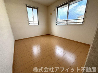 【その他】 | メゾンソレイユ A棟 | 北側の洋室6帖