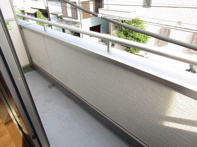 ウエルストン国立のバルコニー