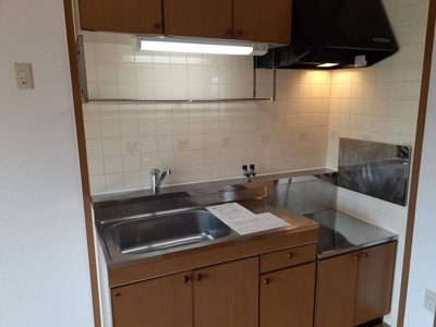 【キッチン】 | メゾン・モンシェリＢ | 使いやすいキッチンです