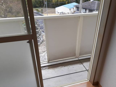 【バルコニー】 | メゾン・モンシェリＢ | 広々としたバルコニーです