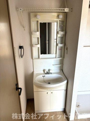 【洗面所】 | ヴェルデュこんどう | 独立洗面台