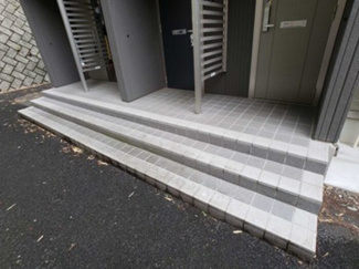 【エントランス】 | マロニエＫＩＮＵ