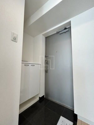 【玄関】 | ジュネーゼ京町堀パークサイド | ジュネーゼ京町堀パークサイド　玄関スペース