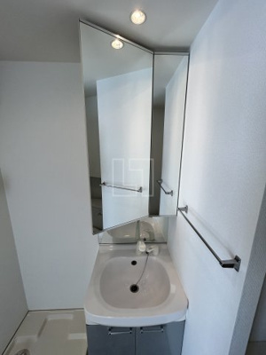 【洗面所】 | ジュネーゼ京町堀パークサイド | ジュネーゼ京町堀パークサイド　独立洗面化粧台