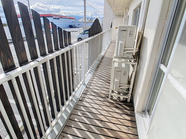 ガーデンコート篭田の居間・リビング