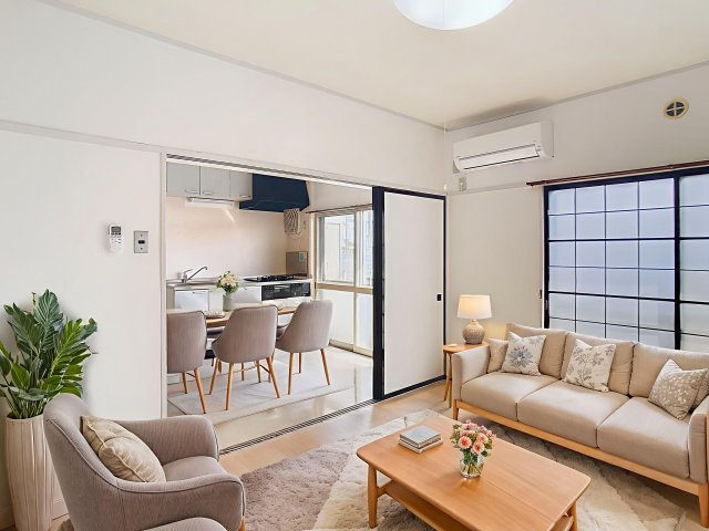 ガーデンコート篭田の居間・リビング|【画像はイメージですので実際に家具家電インテリアはついておりません】