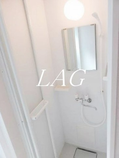 【シャワールーム】 | サークルハウス田園調布参番館 | シャワールームです。