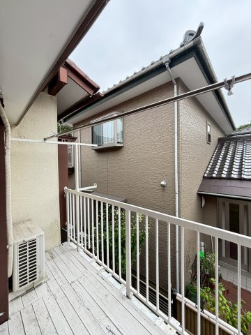 お洗濯にも便利なバルコニー付き