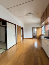 こちらのリビングで趣味の時間をお楽しみください