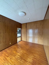 ゆったりした洋室です