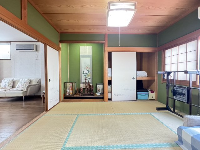 若菜通6丁目戸建の和室