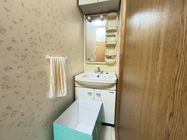 若菜通6丁目戸建の独立洗面台