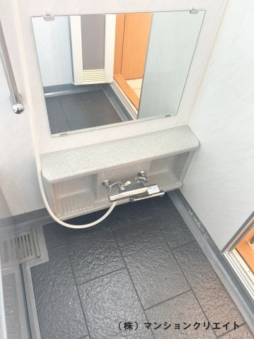 プチアベニュー高木の浴室