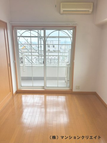 プチアベニュー高木の洋室|洋室6.1帖　エアコン付きです