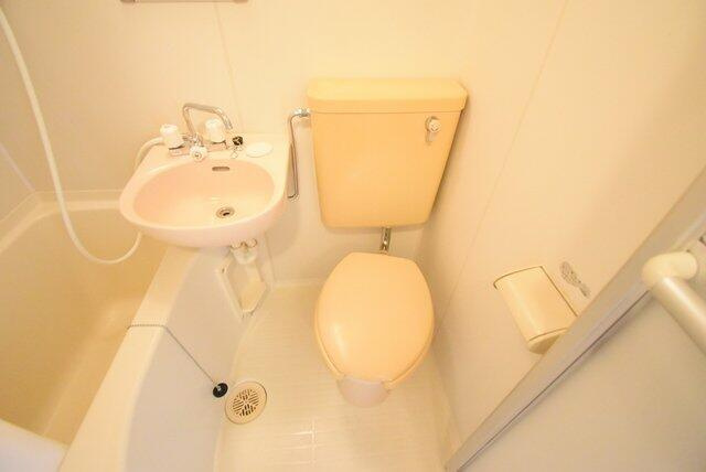 川崎市多摩区登戸の賃貸マンションのトイレ