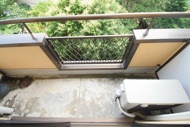 川崎市多摩区登戸の賃貸マンションのバルコニー