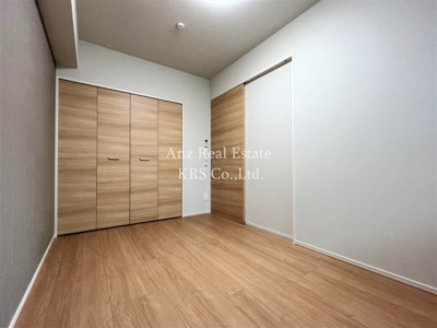 【洋室】 | IBC Residence East