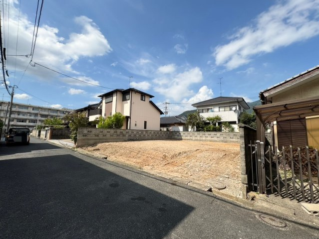 Adoble+ーアドブル＋小倉南区湯川新町4丁目6期　【小倉南区　新築戸建て】の前面道路含む現地写真|現地撮影　2025,9,16　Adoble+ーアドブル＋小倉南区湯川新町4丁目6期　【小倉南区　新築戸建て】