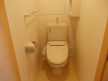 【トイレ】 | プラシード | 落ち着いた色調のトイレです