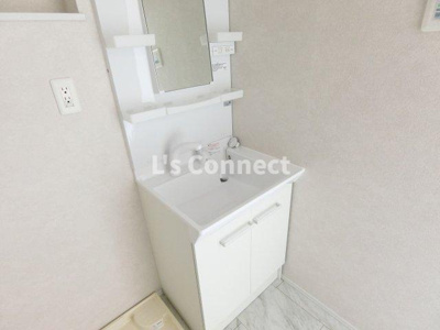 【洗面所】 | Prendre | 朝の支度もスムーズな独立洗面台。