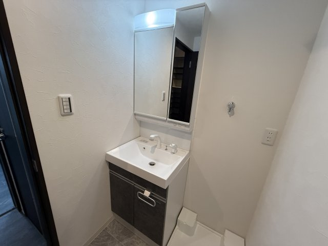 Amour fleurir 若竹の独立洗面台