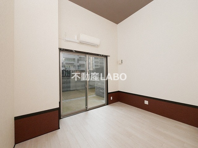 CLASS HILLS 難波南の洋室