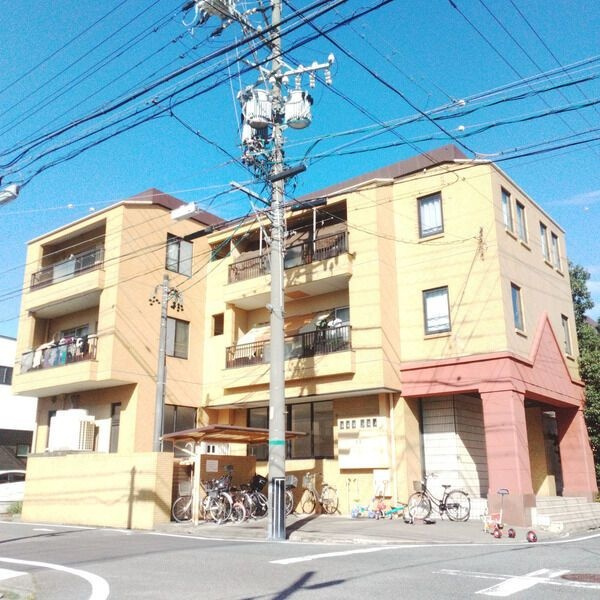 ファミール柴田A・B・C棟