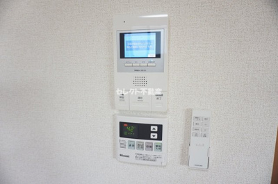 【セキュリティ】 | シャンゼリゼ | 内装は落ち着いています